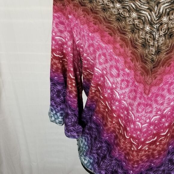 Democracy Geometric Print 3/4" Angel Wing Sleeves Bubble‎ Hem Blouse Size M - Picture 4 of 9